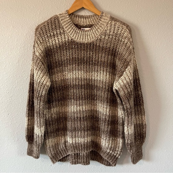 SO Women's Brown Cream Striped Knit Sweater Oversized Pullover Cozy Size Medium - Picture 1 of 5